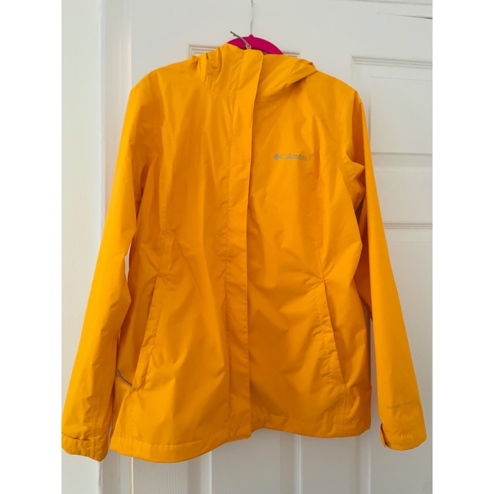 Columbia yellow rain jacket
